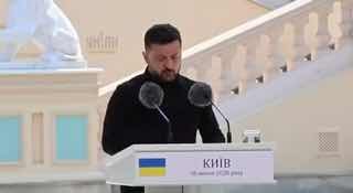 ️🇺🇦נשיא אוקראינה זלנסקי אמר כי הוא שומע ומבין את החששות שיש לאנשים מהדחתו של שר ההגנה פדורוב, אך אמר שאינ…