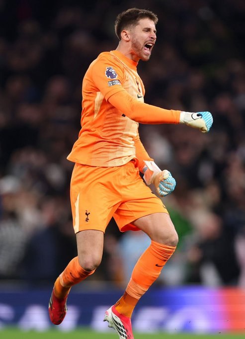Juventus.iR: 🧤⚪️⚫️ جزئیات انتقال گوگلیلمو ویکاریو به یوونتوس:💰 بدون پرداخت هزینه برای انتقال قرضی💶 پرداخت کامل دستمزد ویکاریو بر عهده