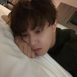donghyuk. 𝜗𝜚