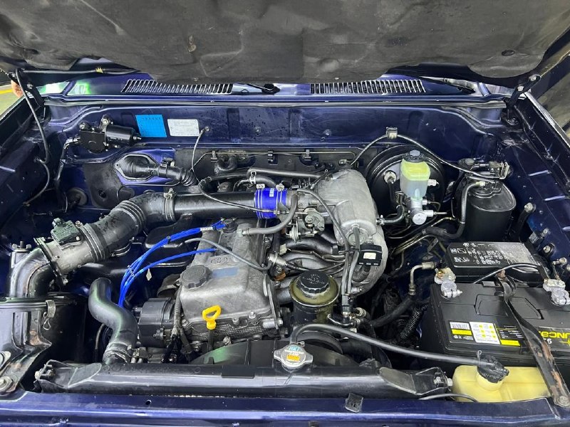 Toyota Meru 2006