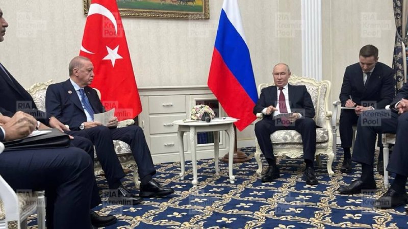 ️🇹🇷🇷🇺נשיא רוסיה פוטין נפגש עם נשיא טורקיה ארדואן בשולי פסגת SCO בבישקק.