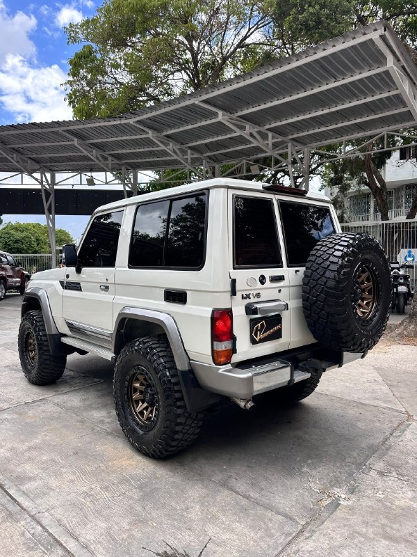 Toyota Land Cruiser 2019