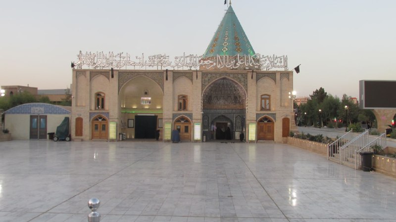 یادداشت های حسن انصاری: مزار علي بن جعفر/ قمhttps://fa.wikipedia.org/wiki/