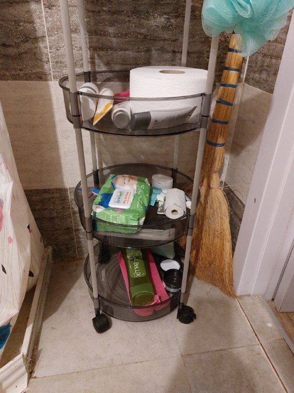 В связи с переездом продаю много всего: например эту чудесную этажерку для ванной. Лёгкая и изящная — фото 1