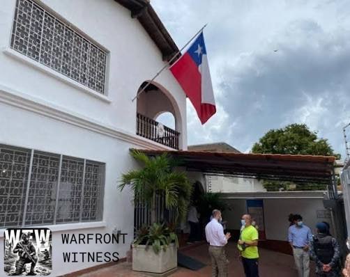 Chile's Ministry of Foreign Affairs announced the gradual reopening of its consulates in Caracas and Puerto Ordez starting October 19, which had been suspended since January 2025. The restart begins with the delivery of pending passports and appointments, with full services, including identity cards and notary operations, which resumes on October 26, in what Foreign Minister Francisco Pérez Mekhan called a step towards "full normalization" of relations.