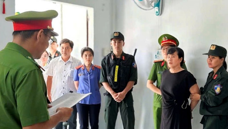 Image from a post by 新闻热点社