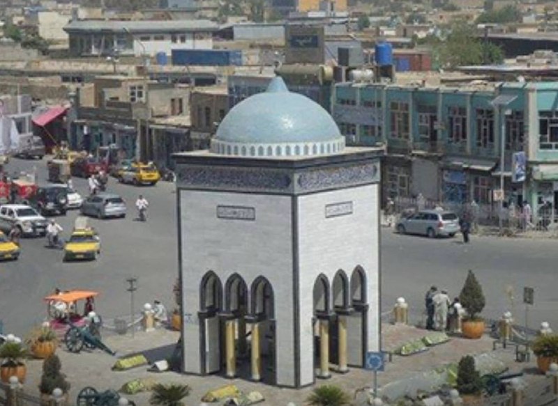 توییتی: 🔴یه پدر توی قندهار بچشو به دلیل بیکاری کشت !باهاش که مصاحبه کردن گفت :سره کار نمیرفت ، میومدم خونه میدیدم خوابه اعصابم خ