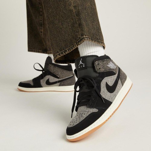 Imagem Tênis Air Jordan 1 SE Black Denim